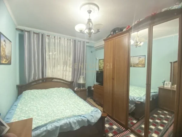 Tirane, shitet apartament 2+1+Ballkon Kati 2, 109 m² 102.000 € (Fresk, Rruga Thesarit, prane Shkollës "17 Shkurti")