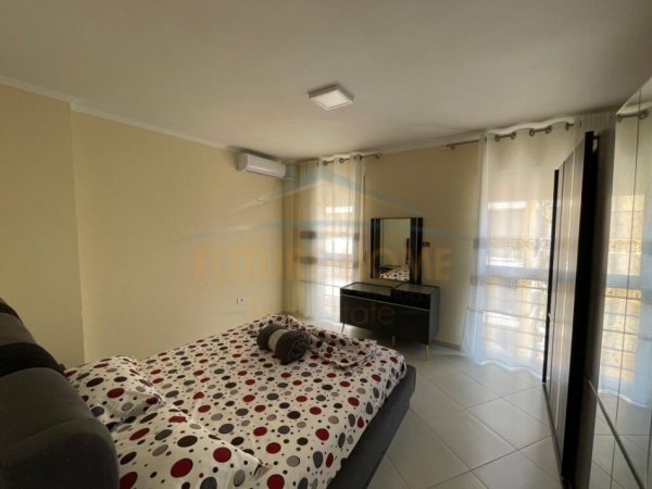 Tirane, jepet me qera apartament 2+1 Kati 5, 95 m² 750 € (Stacioni i Trenit)