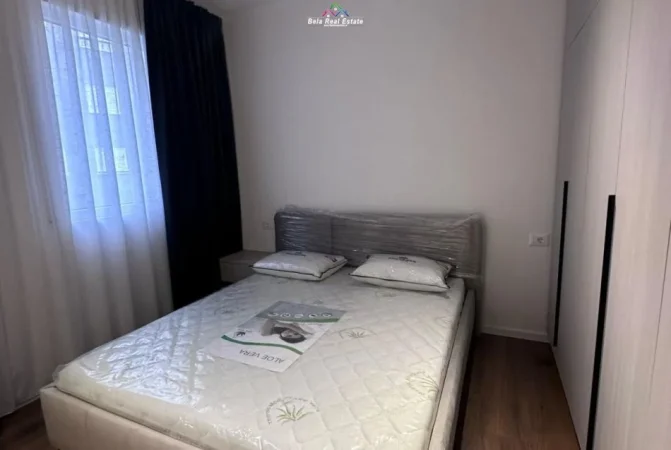 Tirane, jepet me qera apartament 1+1 Kati 2, 70 m² 500 € (RRUGA E DIBRES)