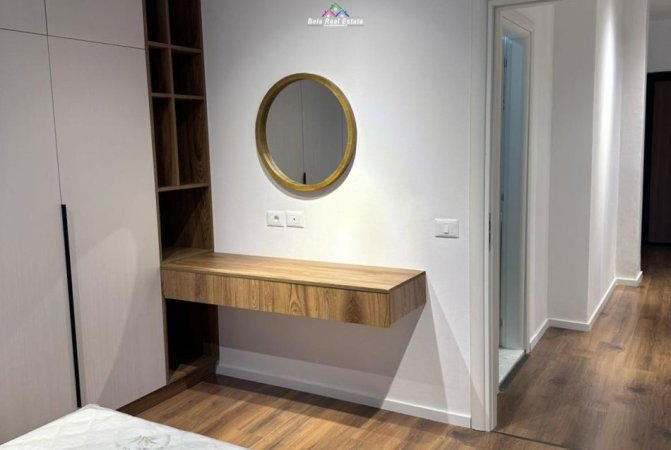 Tirane, jepet me qera apartament 1+1 Kati 2, 70 m² 500 € (RRUGA E DIBRES)