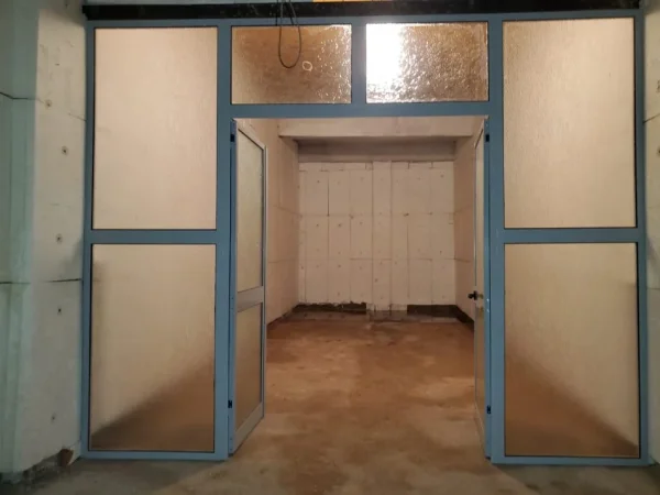 Jap me qera ambjent biznesi Kati 0, 700 m² 800 € (rruga 5 maji)