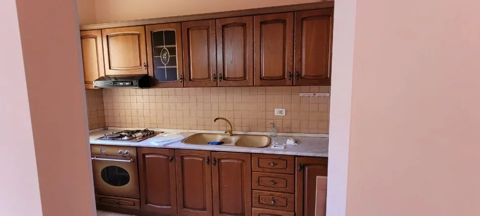 Tirane, jepet me qera apartament 2+1 Kati 4, 90 m² 470 € (Bulevardi Zogu I Pare)