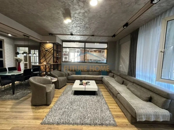 Tirane, shitet apartament 2+1+Ballkon Kati 2, 192 m² 590.000 € (Myslym Shyri)