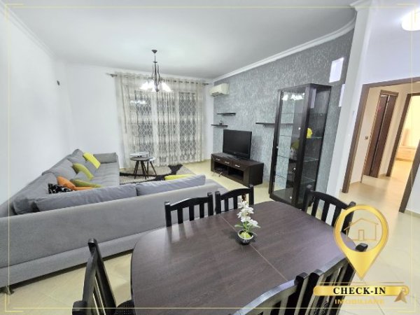 Tirane, jepet me qera apartament 2+1+Aneks+Ballkon Kati 6, 120 m² 650 € (Ish Profarma, Xhamlliku)