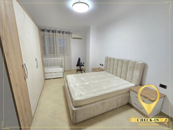 Tirane, jepet me qera apartament 2+1+Aneks+Ballkon Kati 6, 120 m² 650 € (Ish Profarma, Xhamlliku)