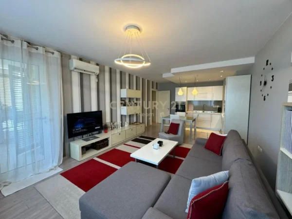 Tirane, shitet apartament 2+1 Kati 3, 95 m² 220.000 € (liqeni i thate)