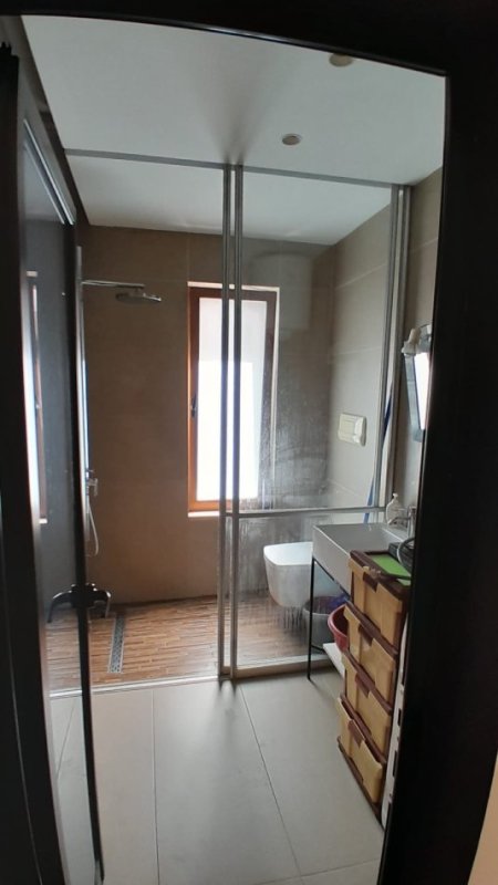 Tirane, Apartament 1+1 me qira  Kati 6, 73 m² 580 € (Myslym Shyri)