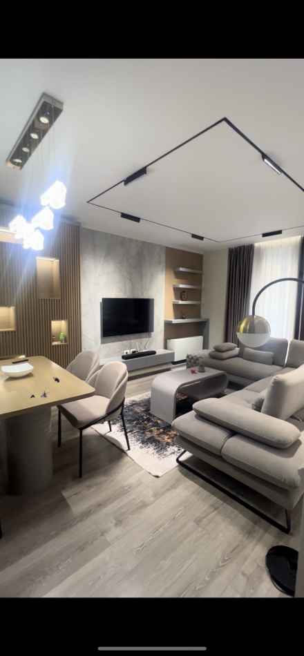 Tirane, jepet me qera apartament 2+1+Ballkon Kati 6, 100 m² 1.250 € (Robert Shwarc)
