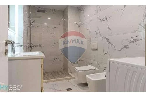 Tirane, jepet me qera apartament 1+1 Kati 6, 560 m² (ELEONORA MARKET COKU)