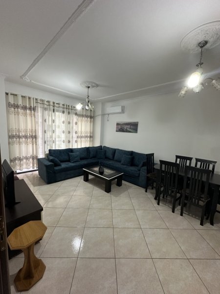 Tirane, jepet me qera apartament 2+1 Kati 4, 100 m² 450 € (ASTIR)