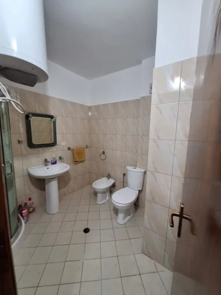 Durres, shitet apartament 1+1+Ballkon Kati 3, 72 m² 120.000 € (Plazh, Durres)