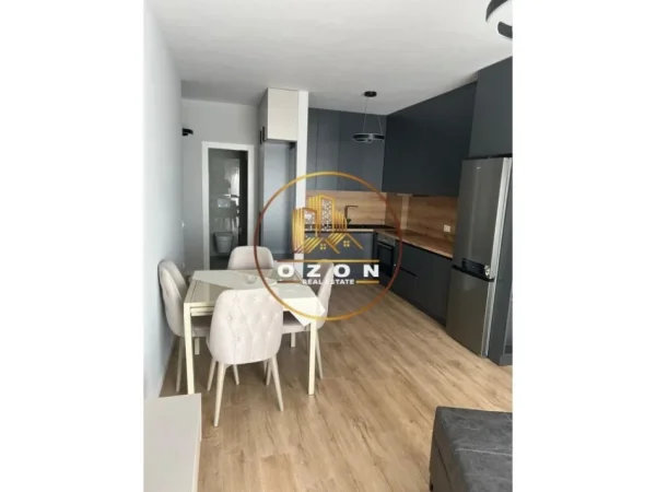 Jepet me Qira Apartament 1+1 tek Rruga e Dibrës!