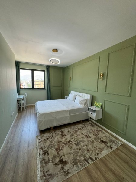 Tirane,Qera Ditore Ap 1+1 Kati 8, 68 m² 40 € (unaza e re)