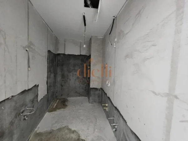 Tirane, shitet apartament 2+1+Ballkon , 136 m² 350.000 € (Lake View Residence)