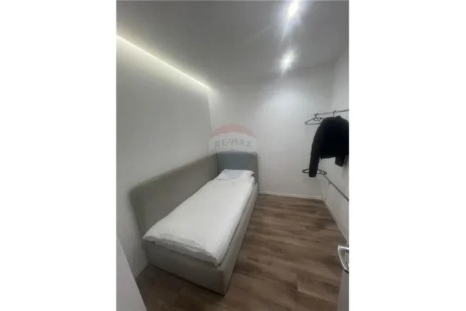 Tirane, jepet me qera apartament 2+1 Kati 3, 80 m² 900 € (Gjon Muzaka - Rruga e Bogdaneve)