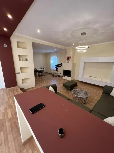Tirane, shitet apartament 3 Katshe Kati 3, 455 m² 260.000 € (KAMEZ)