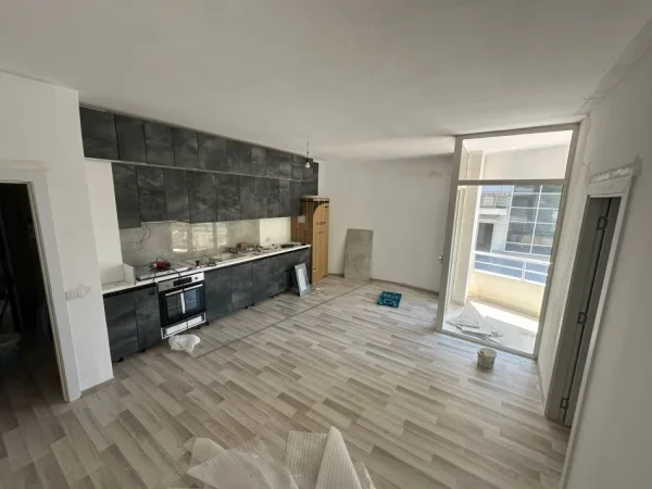 Tirane, shitet 1+1 Kati 2, 81 m² 89.650 € (Rruga Dajtit)