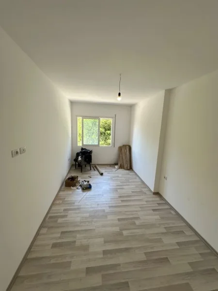Tirane, shitet 1+1 Kati 2, 81 m² 89.650 € (Rruga Dajtit)