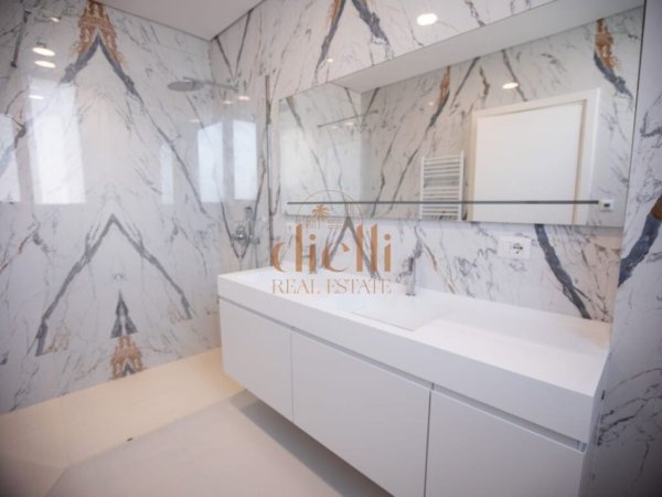 Tirane, jepet me qera Vile 3+1+Aneks+Ballkon Kati 3, 403 m² 5.000 €