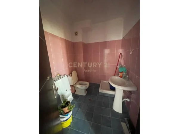 Tirane, shitet garsonier Kati 9, 40 m² 50.000 € 
