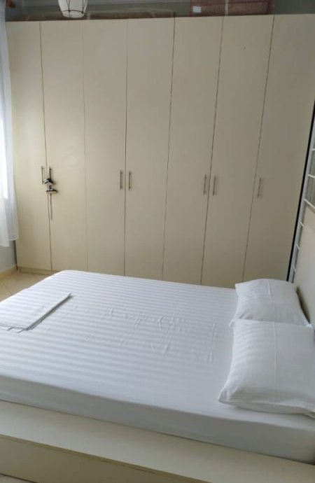 Tirane, jepet me qera apartament 1+1 Kati 1, 75 m² 350 € (Fresk)