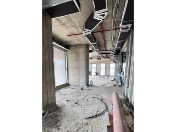 Tirane, shes zyre , 1.150 m² 5.750.000 € (DOWNTOWN ONE, Rruga e Elbasanit)
