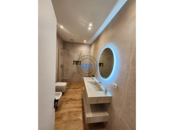 Durres, shitet apartament 1+1 Kati 4, 76 m² 99.000 € (Rrota e Kuqe)