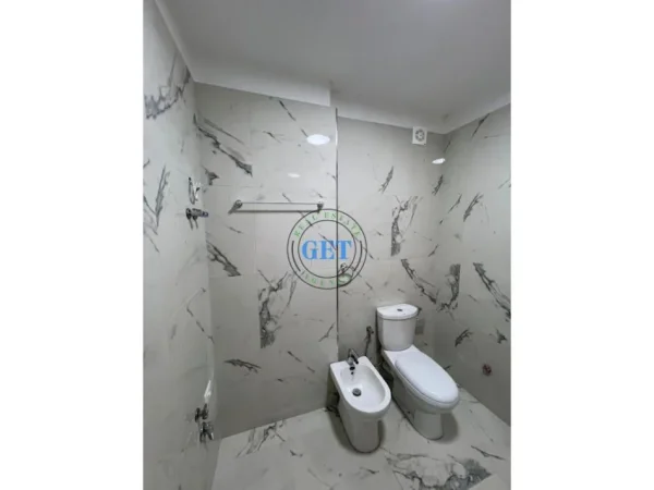 Durres, shitet garsonier 1+1+Ballkon Kati 7, 54 m² 68.000 € (Shkembi i Kavajes)