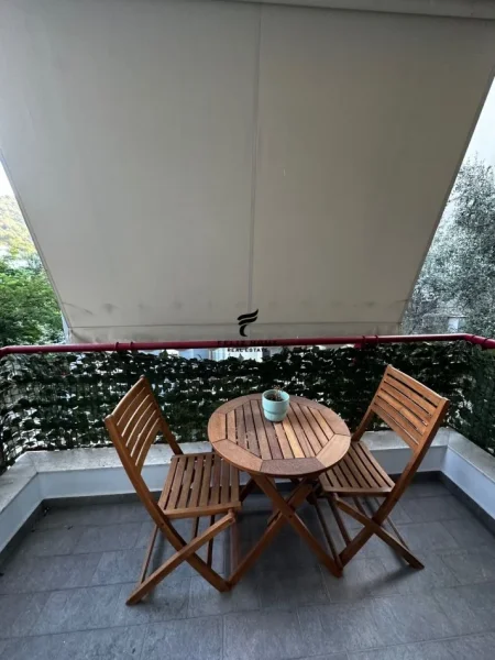 Tirane, jepet me qera apartament 2+1+Ballkon Kati 2, 117 m² 1.300 € (LIQENI I THATE)