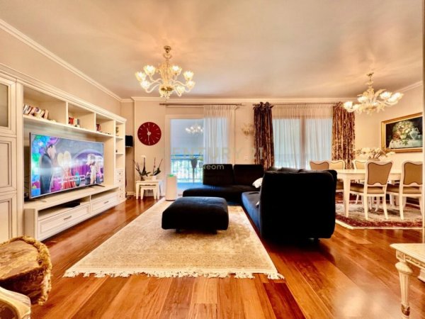 SHESIM, PENTHOUSE MODERN 5+1+4 me 4 POSTE PARKIMI!Neom95909