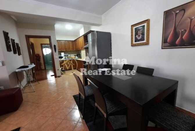 Tirane, jepet me qera apartament 2+1+Ballkon Kati 7, 120 m² 600 € (Don Bosko)
