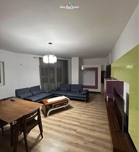 Tirane, jepet me qera Vile 2+1 Kati 3, 100 m² 390 € (Sauk)