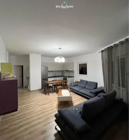 Tirane, jepet me qera Vile 2+1 Kati 3, 100 m² 390 € (Sauk)