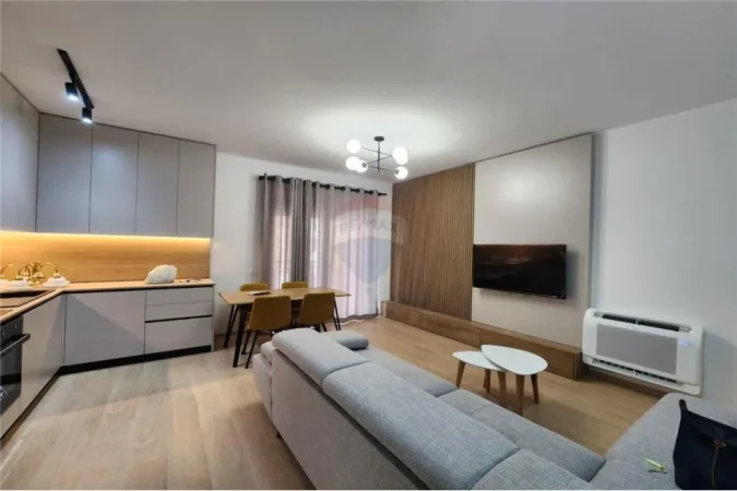 Tirane, jepet me qera apartament 2+1+Ballkon Kati 4, 101 m² 950 € (Kompleksi Delijorgji)