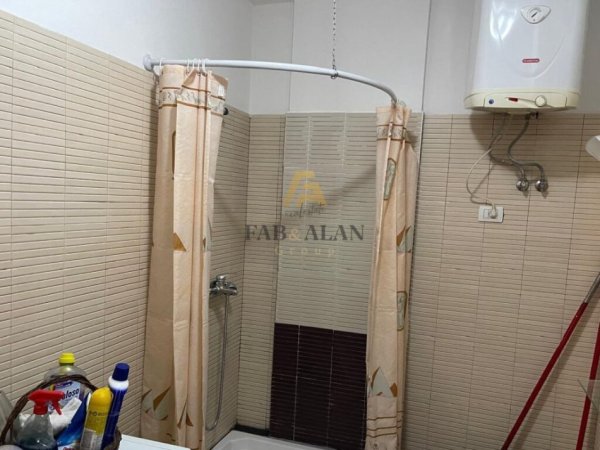 Tirane, jepet me qera apartament 1+1 Kati 3, 70 m² 500 € (Zogu i Zi)