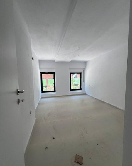 Tirane, shitet apartament 3+1 , 133 m² 159.000 € (Kodra e Diellit)