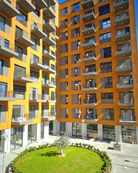 Tirane, shitet apartament 1+1 , 71 m² (Ish Venue)