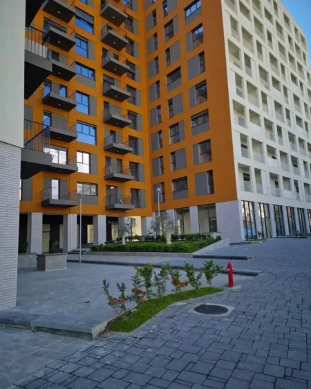 Tirane, shitet apartament 1+1 , 71 m² (Ish Venue)
