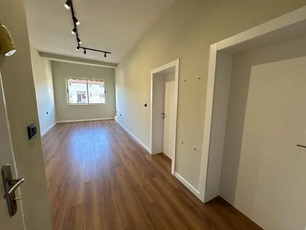 Tirane, shitet apartament 2+1 , 73 m² 135.000 € (Myslym Shyri)