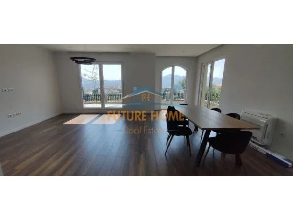 Tirane, jepet me qera Vile 2 Katshe , 168 m² 2.500 € (Tuscany Villas 2)