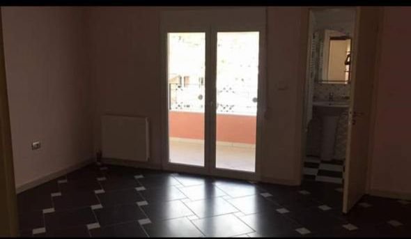 Tirane, jepet me qera apartament 3+1 Kati 3, 129 m² 500 € (Sauk i Vjeter)