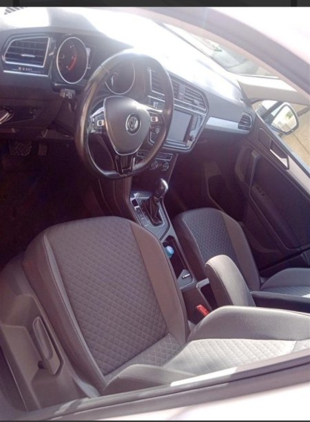 Tirane, shes makine Tiguan 2017 Volkswagen Nafte, e bardhë automatik Kondicioner 150.000 km 19.500 €