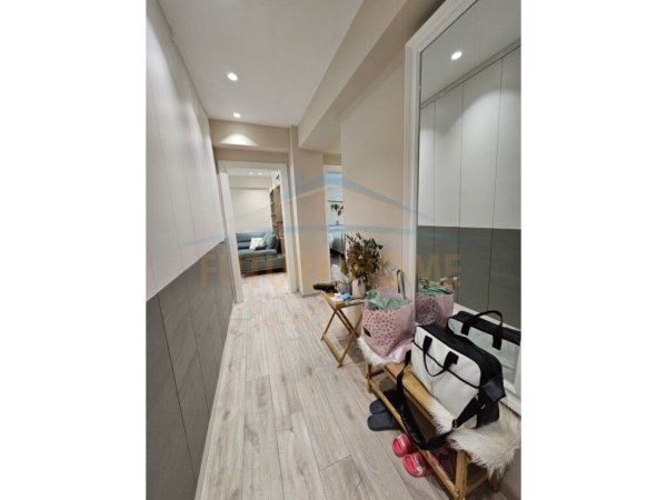Durres, shitet apartament 2+1+Ballkon Kati 3, 81 m² 134.000 € (Egnatia)