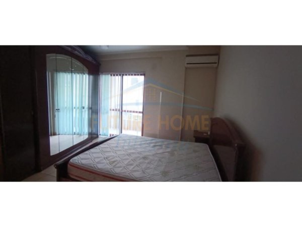 Tirane, jepet me qera apartament 2+1 Kati 2, 115 m² 500 € (Rruga e Dibrës)