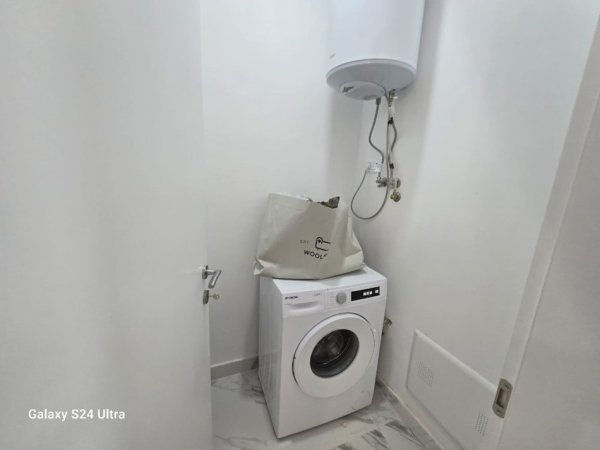 Tirane, jepet me qera apartament 2+1+Ballkon Kati 3, 85 m² 850 € (Delijorgji)