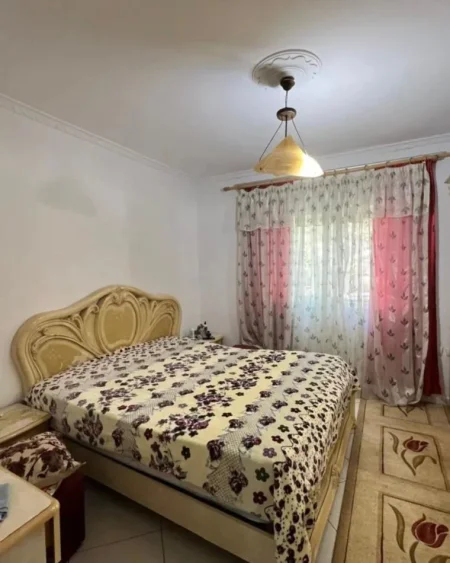 Tirane, shitet apartament 1+1 Kati 1, 45 m² 65.000 € (Sadit Petrela)