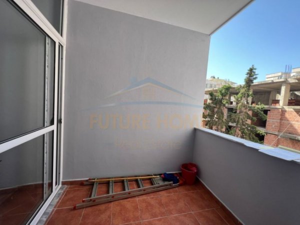 Durres Plazh, shitet apartament 1+1+Ballkon Kati 2, 67 m² 67.000 € (Pvaresia)