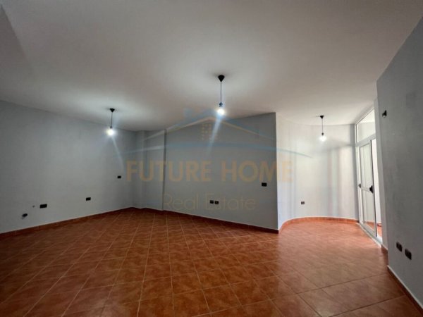 Durres Plazh, shitet apartament 1+1+Ballkon Kati 2, 67 m² 67.000 € (Pvaresia)