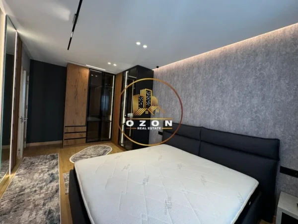 Apartament Modern 2+1 për Qira tek Unaza e Re!