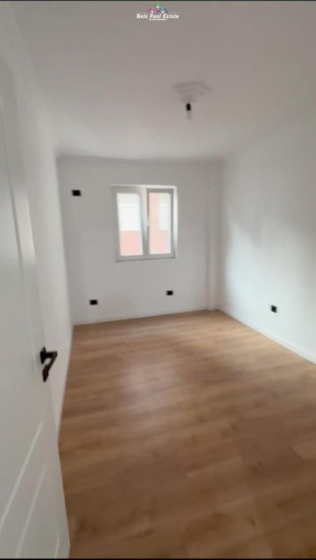Tirane, jepet me qera 2+1 Kati 3, 100 m² 160.000 € (ISH PARKU I AUTOBUSAVE)